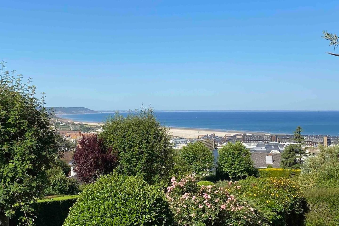 Appartement Avec Terrasse Vue Mer Trouville Sur Mer Buitenkant foto